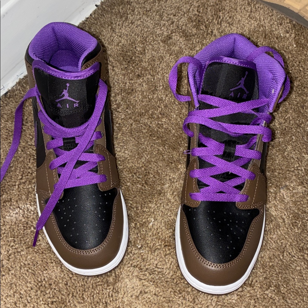 Nike High-Top Sneakers in Brown, Black & Purple